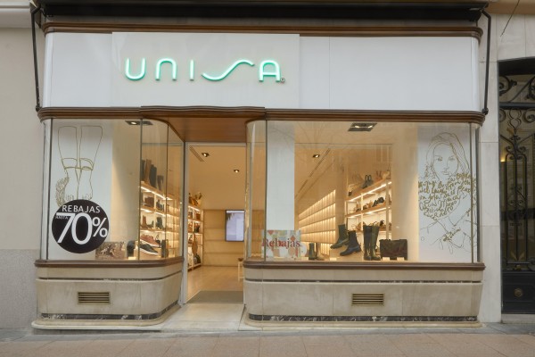 La firma de calzado Unisa llega a València con su primera tienda en Jorge Juan