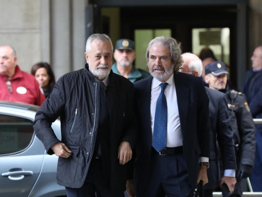 La Audiencia de Sevilla da 10 días a Griñán y otros 7 condenados en los ERE para su ingreso en prisión