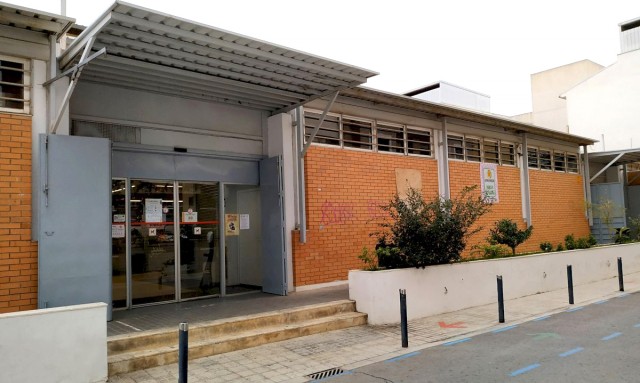 La eficiencia energética llega al mercado municipal de Benetússer 
