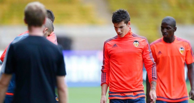 Santi Mina apunta el once titular en su regreso a 'casa'