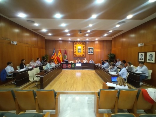 Calp sube 1,21 euros el recibo de agua para costear el aumento de la luz en su potabilización y reparto 

