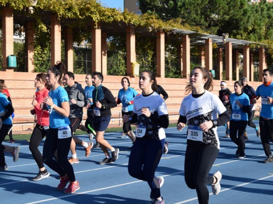 La IV Carrera Solidaria contra el Cáncer de Pulmón de AEACaP supera los 1.000 inscritos y garantiza más de 10.000 euros en becas para la investigación


