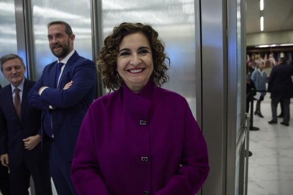 El Gobierno asigna 612 millones a siete CCAA para la subida salarial del 1,5% a los funcionarios