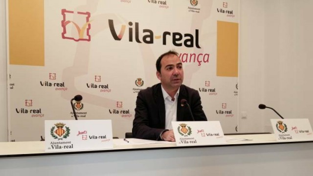 Vila-real invierte 50.000 euros en renovar el alumbrado del centro para mejorar su eficiencia