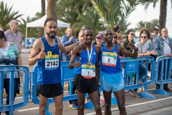 Los kenianos Kipkirui y Chebet vencen en la Gran Carrera del Mediterráneo
