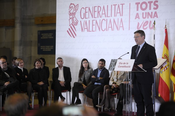 El Consell del Botànic 'barre para casa' a cuenta de la Constitución
