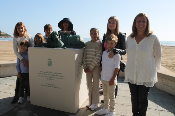 Elena Negueroles dona a Benicàssim 'Callejeros'