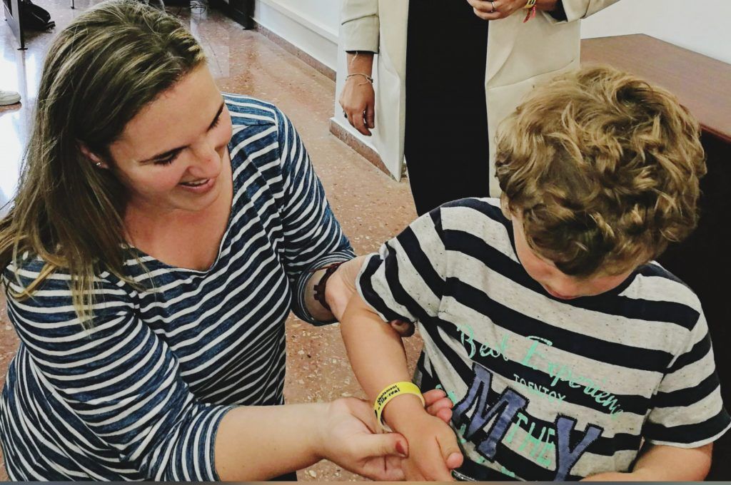 Vila-real reactiva las pulseras de seguridad y emergencia para colectivos vulnerables y menores