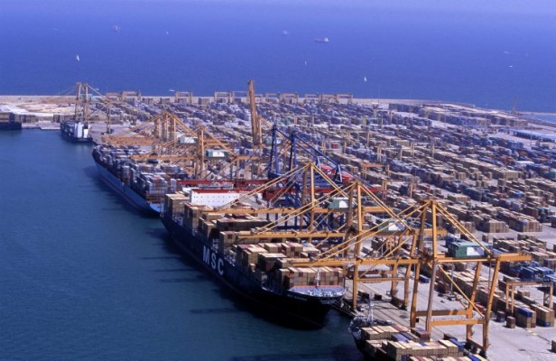 El Puerto de Valencia prevé reducir un 5% sus tasas y estudia otra rebaja si continúa su crecimiento