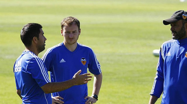 Cathro deja de ser ayudante de Benítez en Newcastle y ficha por el Hearts