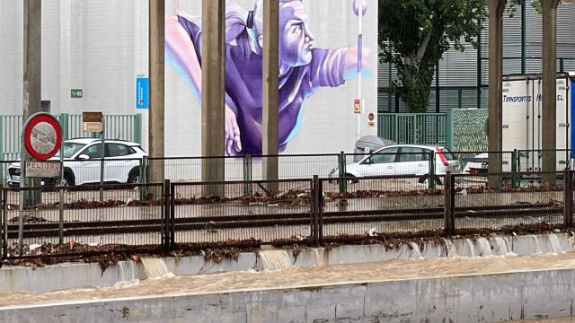 La lluvia provoca cortes en la red de Metro y Cercanías de Valencia