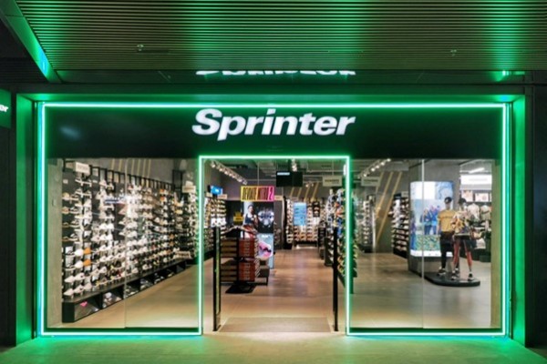 Batería de aperturas de Sprinter a final de año: abren en Novelda y Lanzarote y preparan tres más 