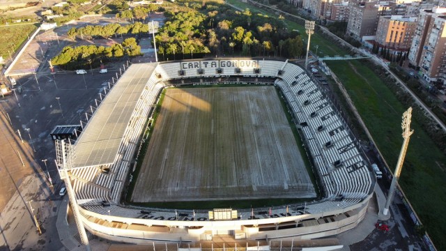 La RFEF rechaza el Algar-Celta en el Cartagonova por el mal estado del césped