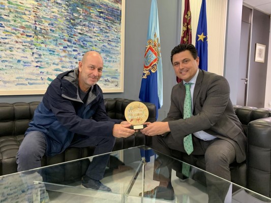 El mejor helado artesano de España está en Santiago de la Ribera: premio para Roberto Verdú