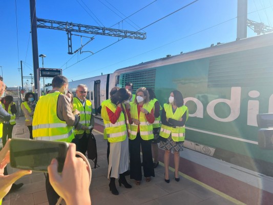 Adif deshace el 'nudo de la Encina': arranca la alta velocidad 'alternativa' entre Alicante y València
