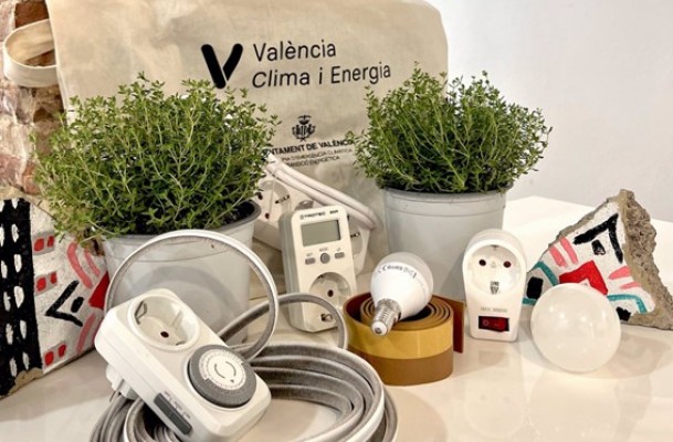 València regala kits de eficiencia energética para viviendas y pequeños establecimientos