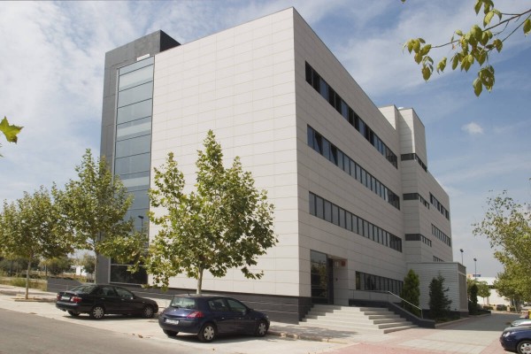 La UJI se planta: exige a la Generalitat 7,1 millones para poder funcionar