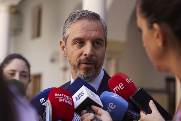 El PP propone eximir a la banca del impuesto y limitar el de las energéticas a beneficios extra