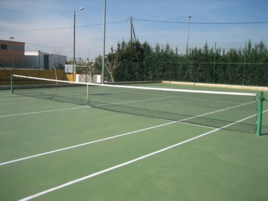 La demolición de las pistas de tenis de La Alberca despierta el interés de 17 empresas