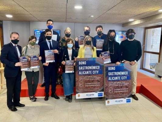 Alicante ultima el bono gastronómico: 'tickets' por 25 euros para realizar consumiciones de 50