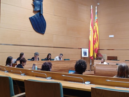 Los valencianos retornados del exterior tendrán acceso a la RVI sin estar empadronados