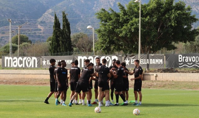 El Castellón ya entrena en las renovadas instalaciones de Marina d'Or 