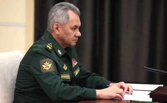 Rusia anuncia la retirada de sus tropas en la región de Jersón para defender el margen del Dniéper