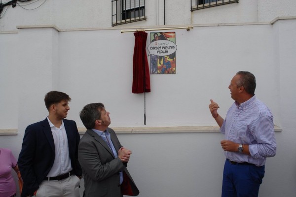 Muere Carlos Pacheco, el 'embajador de Marvel' en España