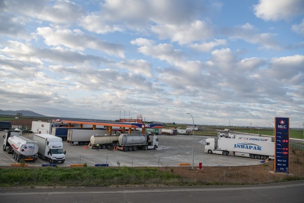 La CEOE, Cepyme y ATA se oponen al paro del transporte y pide garantizar la libre circulación