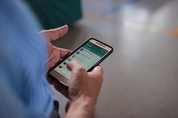 Un proyecto piloto analizará el uso de WhatsApp en el tejido socioeconómico de Vila-real