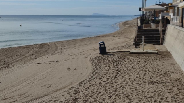  El alcalde de El Perelló recuerda a Bernabé que lleva 61 días esperando una reunión sobre la playa