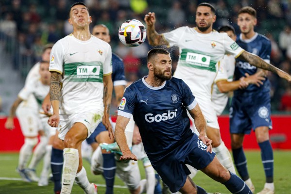 Elche y Girona se reparten goles y ocasiones en la primera parte