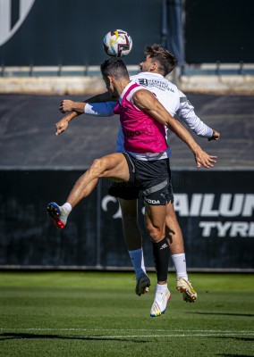 Paulista se suma al grupo y gana opciones para enfrentarse al Betis