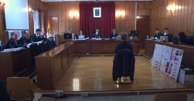 El aparejador del Auditorio de Puerto Lumbreras niega un 