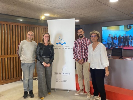 Alicante reúne a 20 entidades de la diversidad funcional por la inserción laboral
