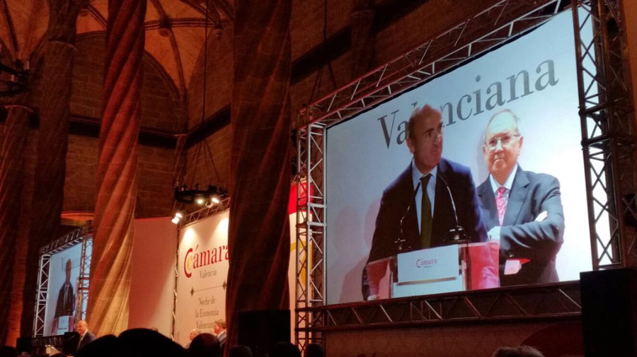 De Guindos dice que las cifras de la Comunitat son 