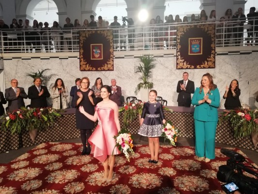 Burriana elige a sus Reinas Falleras de 2023: Sílvia Navarro y Maria Olivas