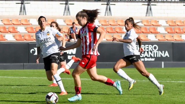 El Valencia corta su buena dinámica