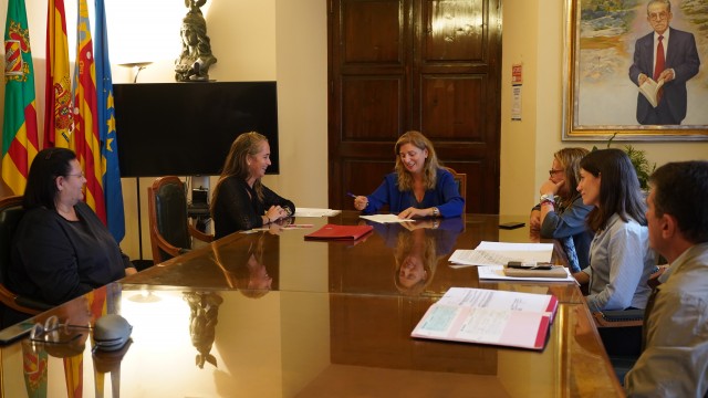 Castelló avanza en el proyecto del nuevo parking de la estación con la escritura de terrenos