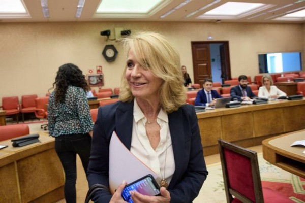 La presidenta de RTVE mantendrá el nuevo centro territorial de Valencia