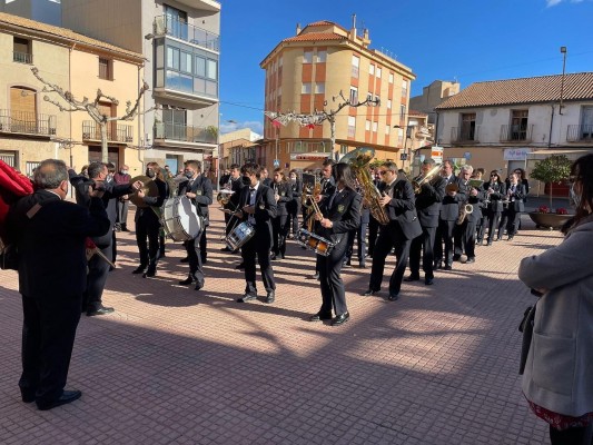 'Al Port' se vuelca con la música de banda