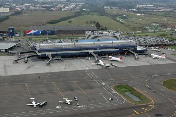 Ferrovial analiza pujar por la privatización de cuatro aeropuertos de Brasil


