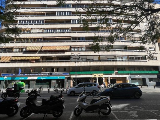 La FVMP compra el piso colindante donde se ubicaba la Universidad Católica para ampliar su sede