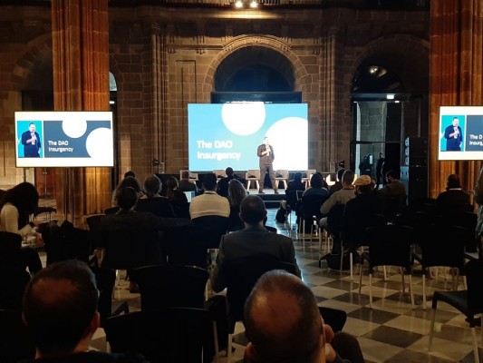Vocdoni reivindica la ‘blockchain’ como la mejor tecnología para el voto digital en el congreso Democracy For All

