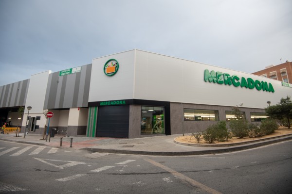 Mercadona extiende su red de tiendas ecoeficientes en Alicante con otra apertura en Altozano