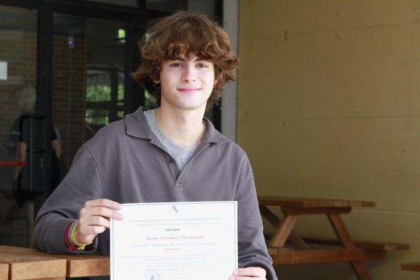 Un alumno del IES Puçol, premiado en el concurso para centros escolares de la Agencia Tributaria 