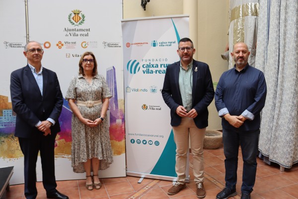 Vila-real llança la tercera campanya de la targeta Fem poble amb rebaixes del 30% al comerç local