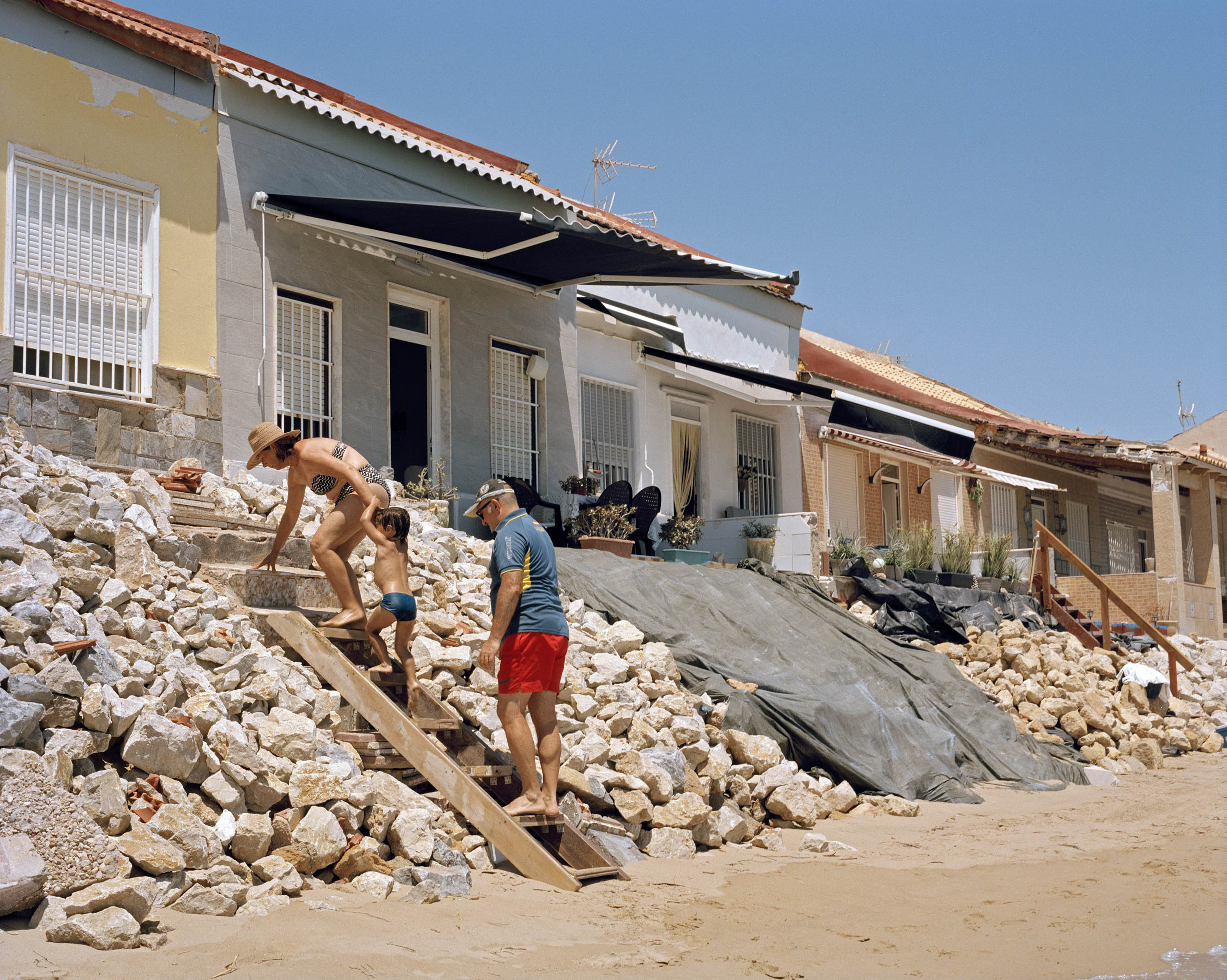 Retrato fotografiado de la Comunitat a medio hacer