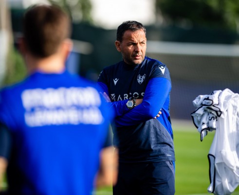 Calleja: “No me vale el empate, vamos a cualquier campo a ganar”
