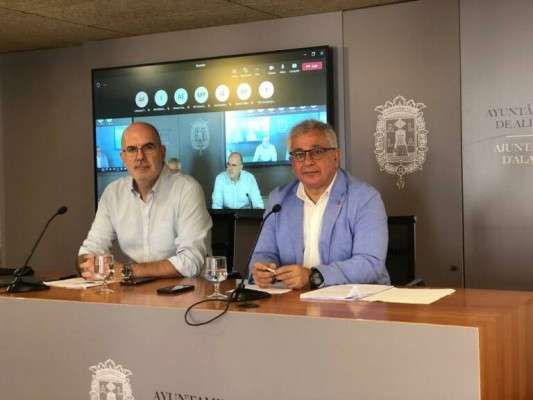 El bipartito de Alicante no prevé subirse los sueldos pese al aumento salarial de los funcionarios